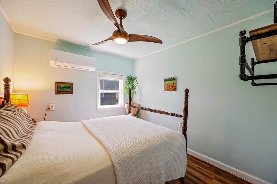 More Photos Of 1101 S Rogers St, Bloomington Multifamily For Sale