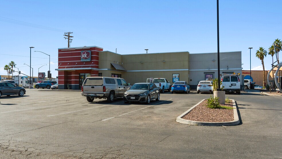More Photos Of 203 E Cole Rd, Calexico Fast Food For Sale
