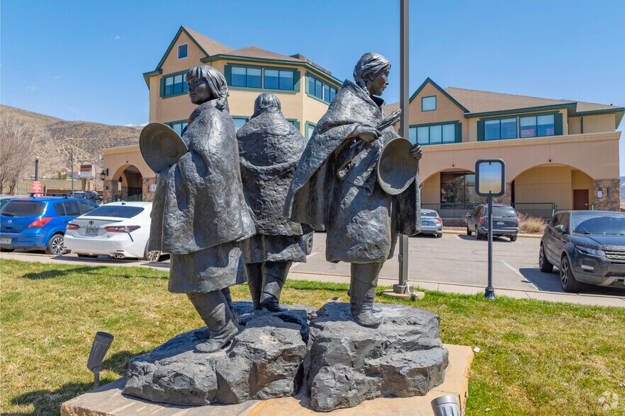 More Photos Of Beaver Creek Blvd, Avon Unknown For Sale