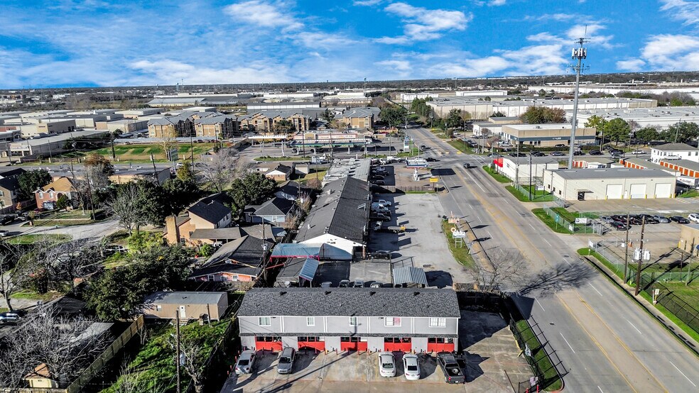 More Photos Of 6659 Brittmoore rd, Houston Multifamily For Sale