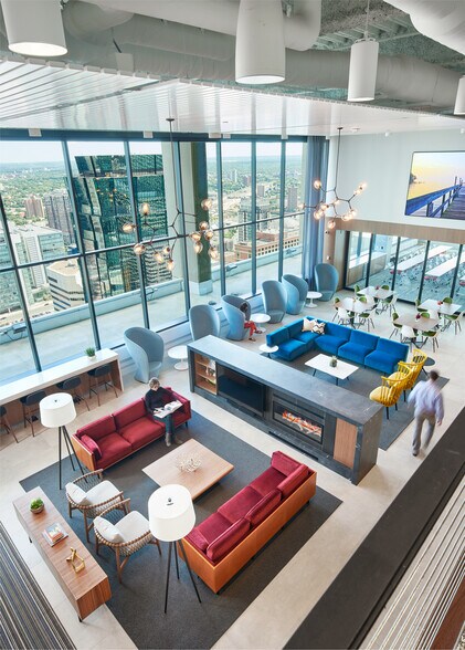 More Photos Of 800 Nicollet Mall, Minneapolis Office For Lease