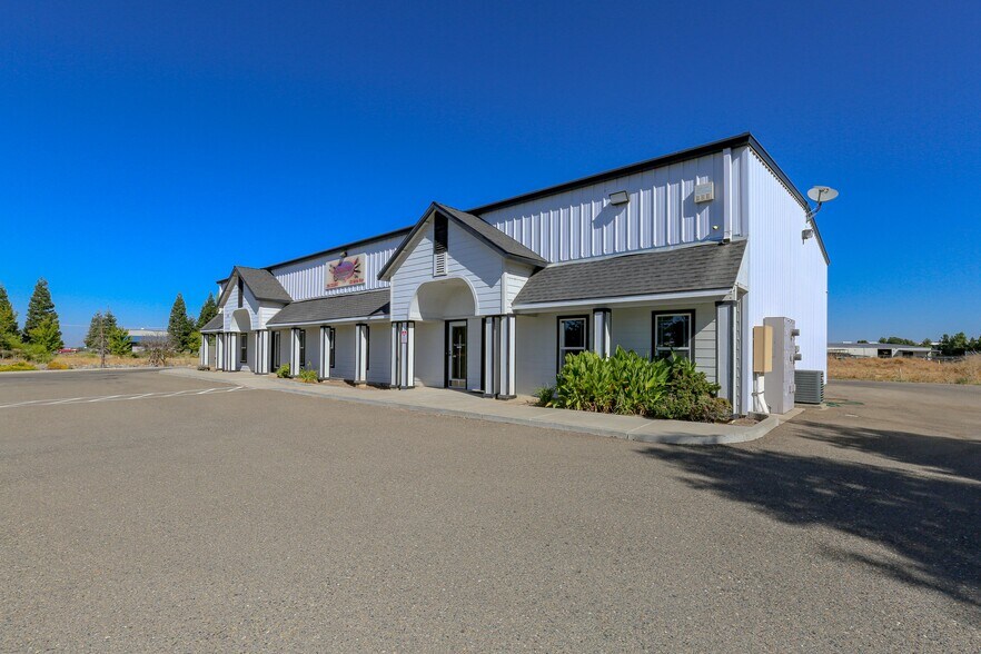 More Photos Of 128 Heron Way, Merced Light Manufacturing For Lease