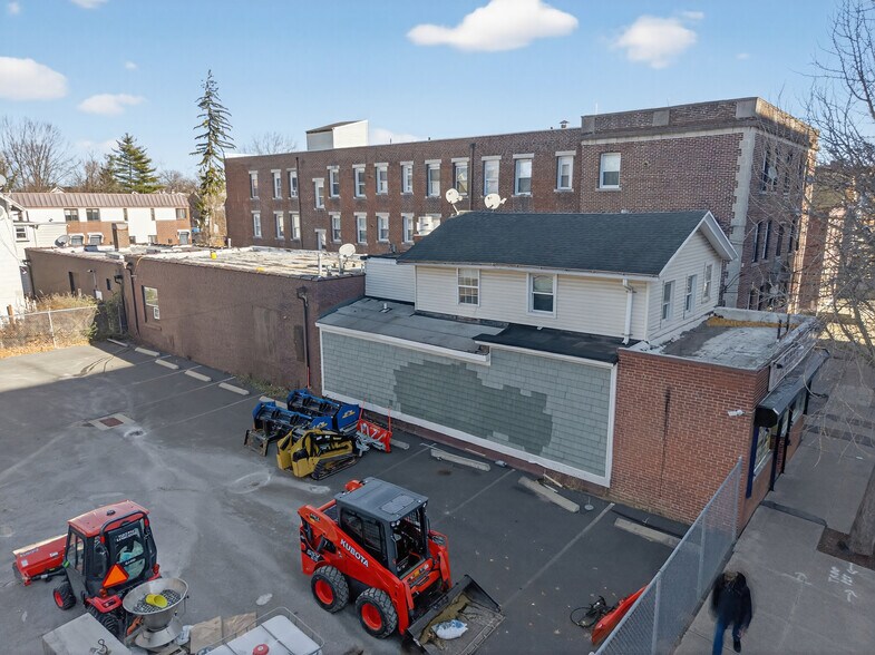 More Photos Of 1379 Chapel St, New Haven Storefront Retail Residential For Sale