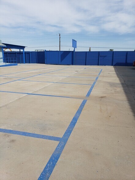 More Photos Of 1605 W Broadway Rd, Phoenix Warehouse For Sale