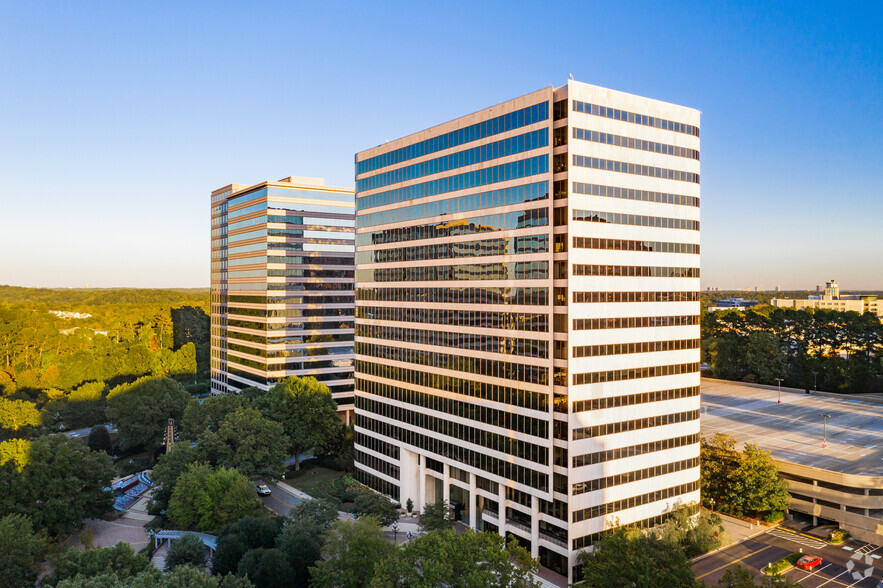 Primary Photo Of 100 Galleria Pky SE, Atlanta Office For Lease