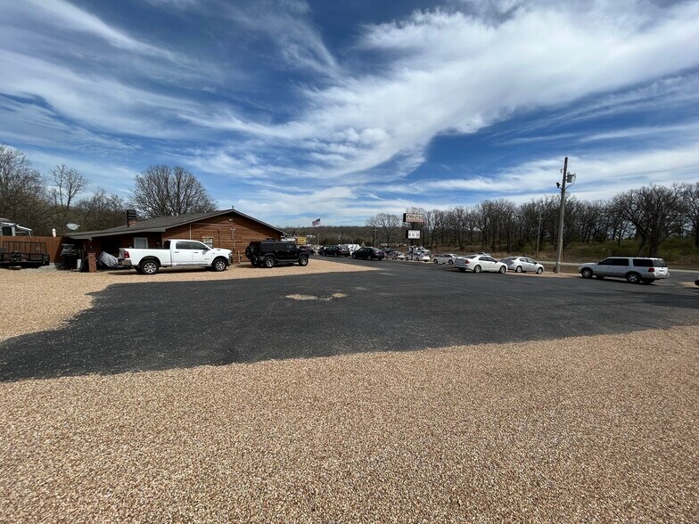 More Photos Of 4161 Hwy 62 SW, Mountain Home Restaurant For Sale