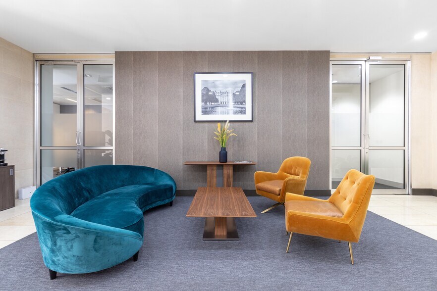 More Photos Of 5075 Hopyard Rd, Pleasanton Coworking Space