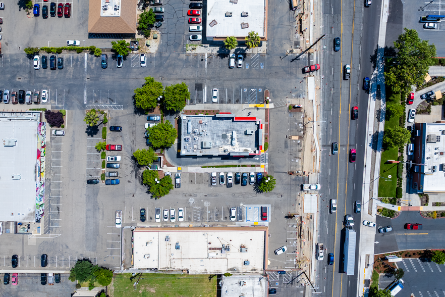 More Photos Of 3409 Arden Way, Sacramento Fast Food For Sale