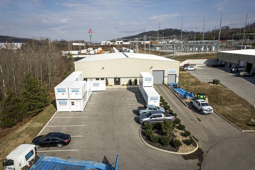 More Photos Of 499 Center Cross Ln, Lenoir City Warehouse For Lease