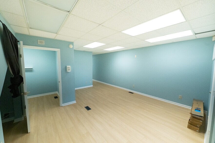 More Photos Of 1804 Martin Luther King Jr Pky, Durham Office For Sale