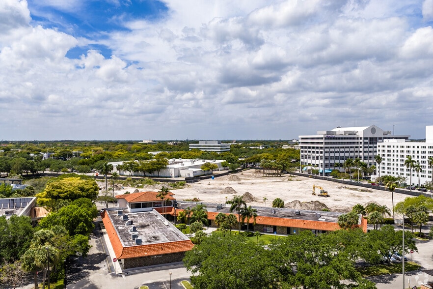 More Photos Of 201 N University Dr, Plantation Medical For Sale