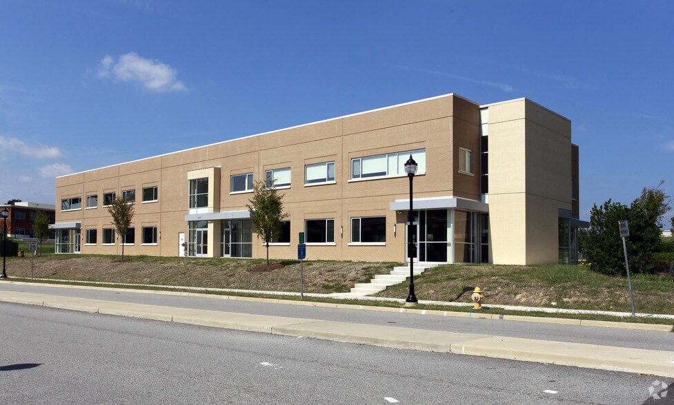 More Photos Of 12731 Marblestone Dr, Woodbridge Office For Sale