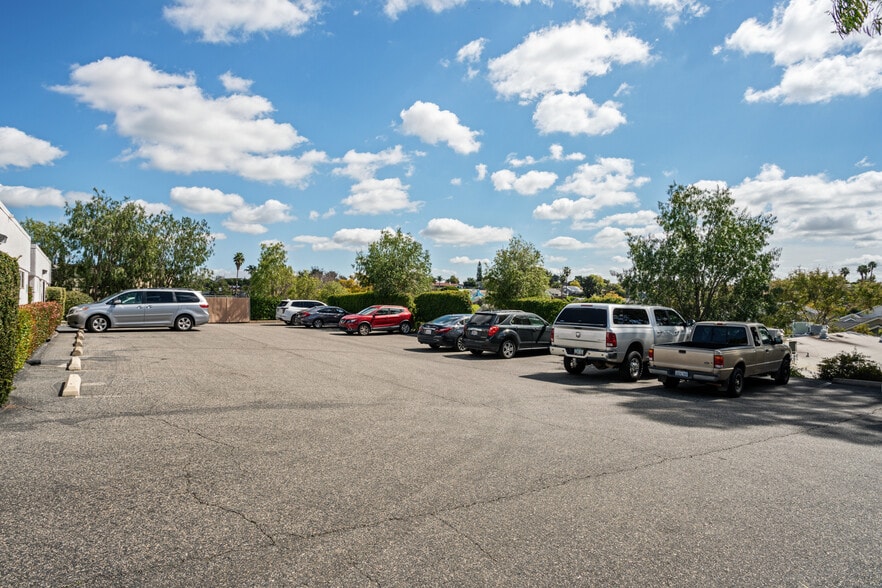 More Photos Of 645 E Elder St, Fallbrook Medical For Sale