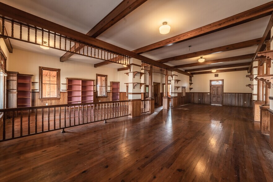 More Photos Of , Marion Unknown For Sale