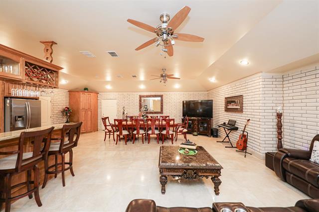 More Photos Of 1863 B Mangana-Hein Rd, Laredo Specialty For Sale