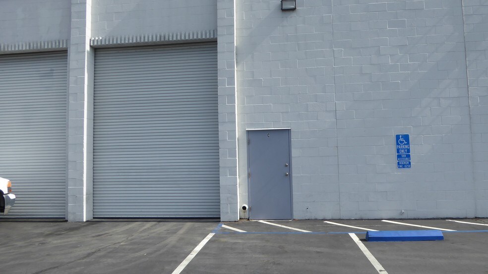 More Photos Of 34 Union Way, Vacaville Flex For Lease