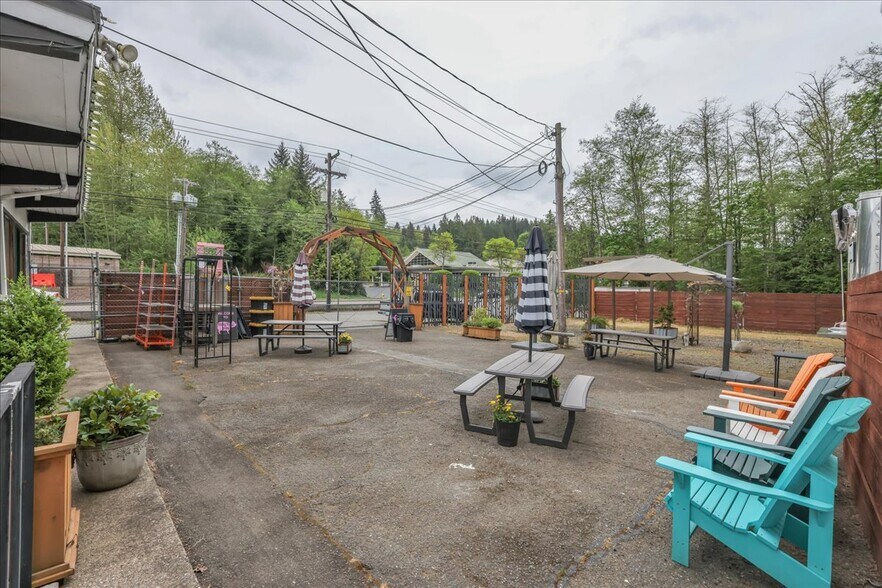 More Photos Of 23601 NE Wa-3, Belfair Freestanding For Sale