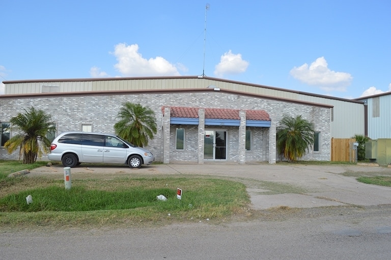 More Photos Of 206-208 W Hi-Line Rd, Pharr Warehouse For Lease