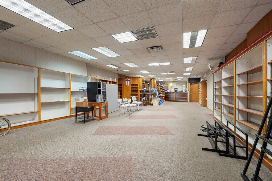 More Photos Of 32 N Main St, Pittston Storefront Retail Office For Lease