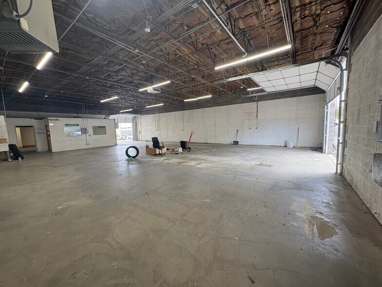 More Photos Of 1175 S Lipan St, Denver Warehouse For Lease