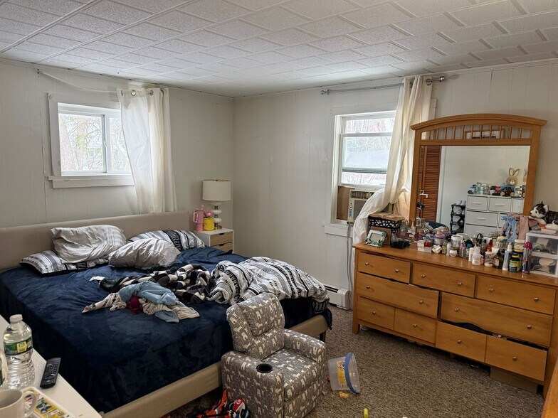 More Photos Of 23 Barlow St, Saint Albans Convenience Store For Sale