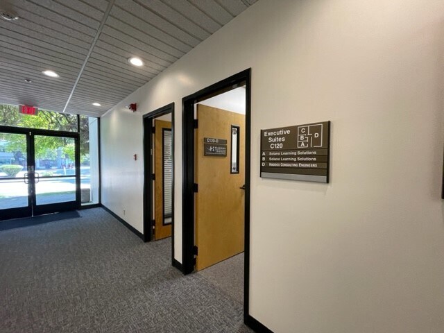 More Photos Of 190 S Orchard Ave, Vacaville Office For Lease