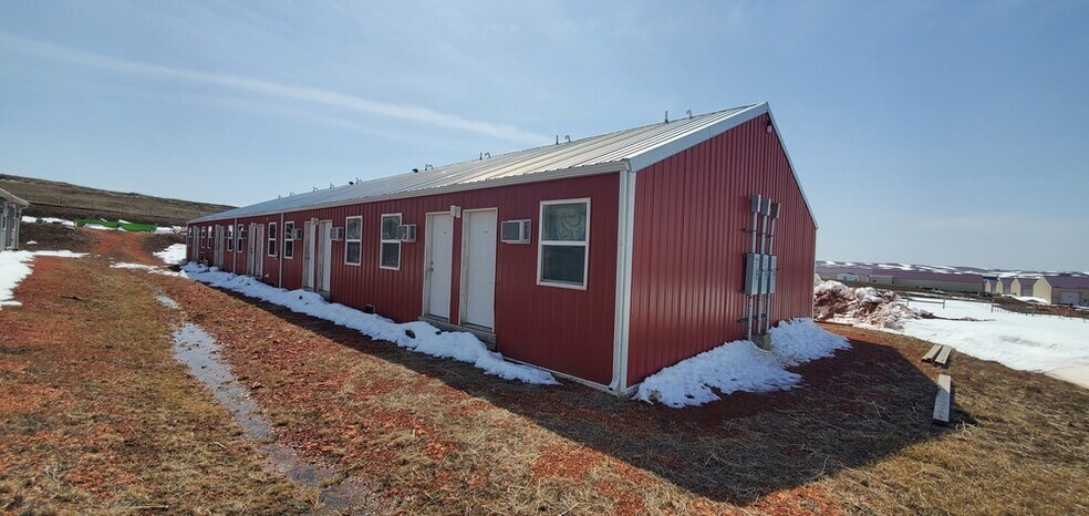 More Photos Of 2046 125th Ave, Watford City Apartments For Sale