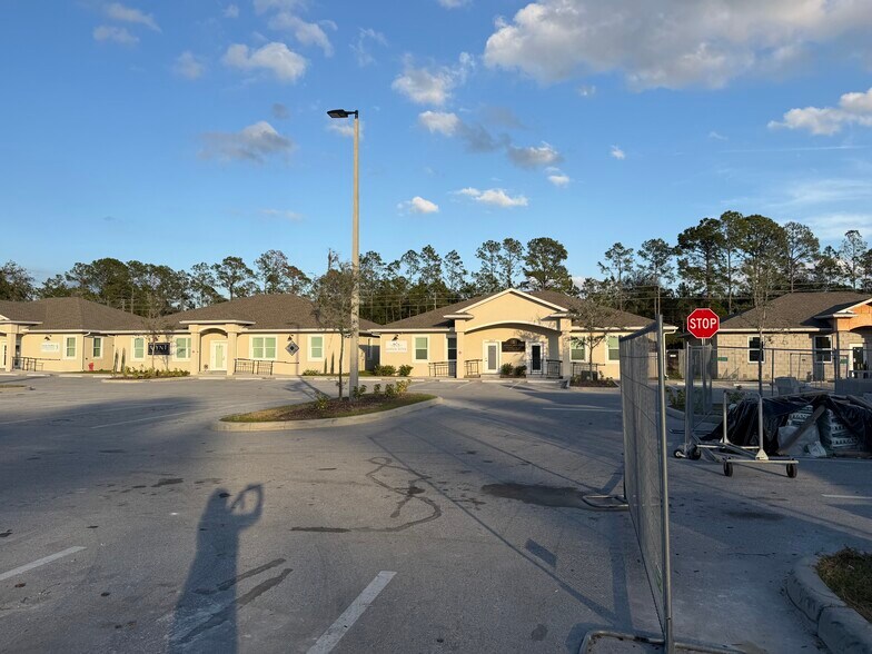 More Photos Of 23118 Tabak Ln, Land O' Lakes Office For Lease