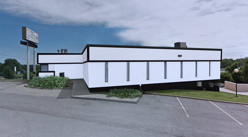 More Photos Of 6500 NW Tower Dr, Platte Woods Office For Lease