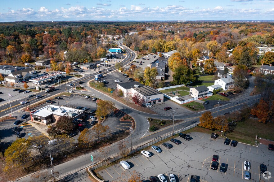 More Photos Of 308 Boston Rd, Billerica Service Station For Lease