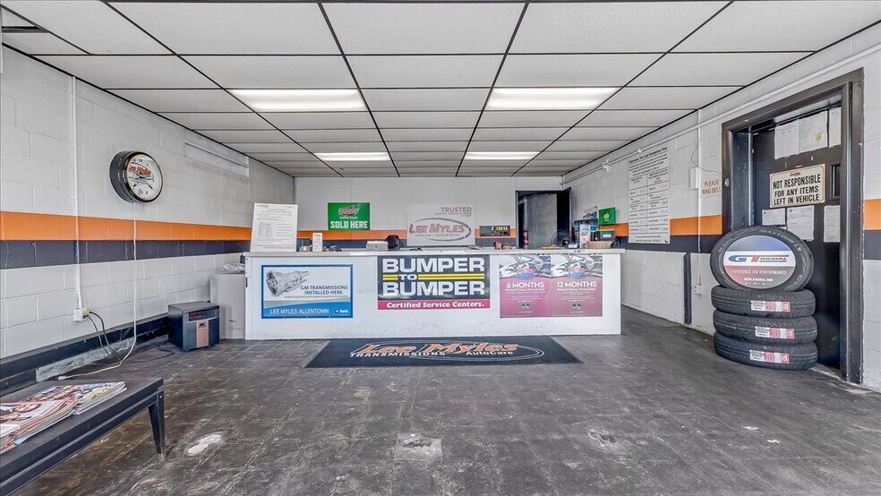 More Photos Of 2115 Union Blvd, Allentown Auto Repair For Sale