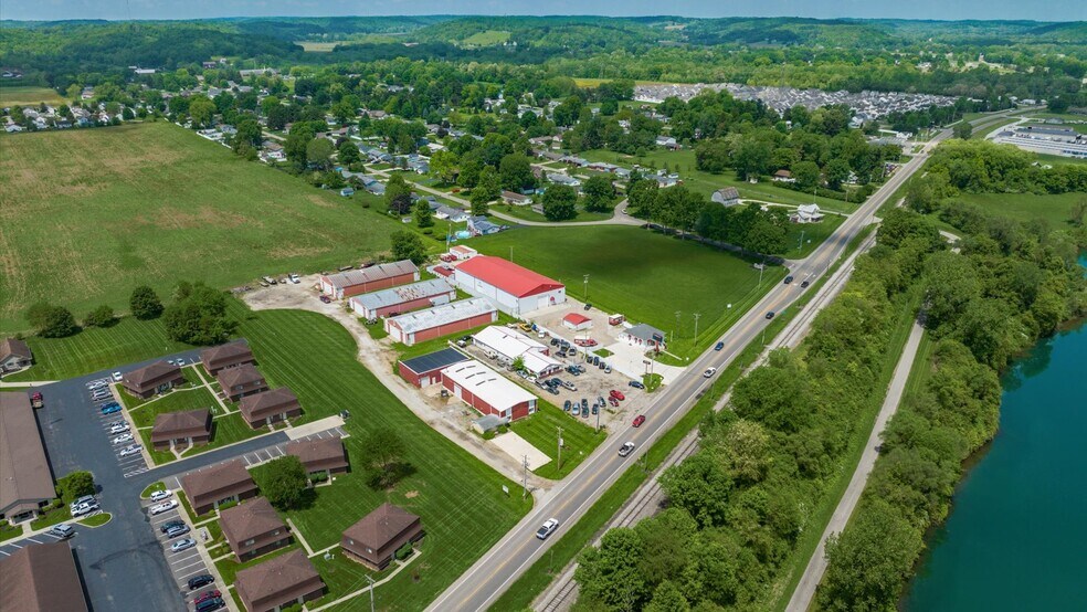 More Photos Of 1755 Mount Vernon Rd, Newark Flex For Sale