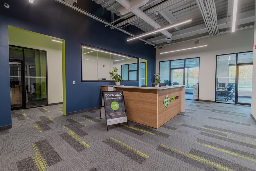 More Photos Of 420 Wes Graham Way, Waterloo Office For Lease