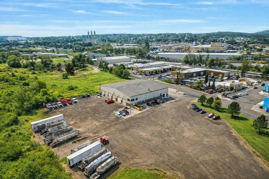 Primary Photo Of 1644 East St, Pittsfield Warehouse For Sale