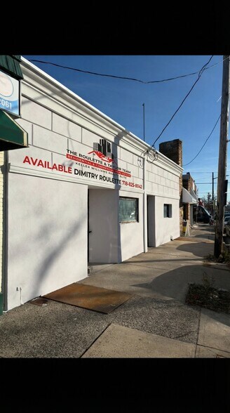 Primary Photo Of 1621-1623 Grand Ave, North Baldwin Storefront For Lease