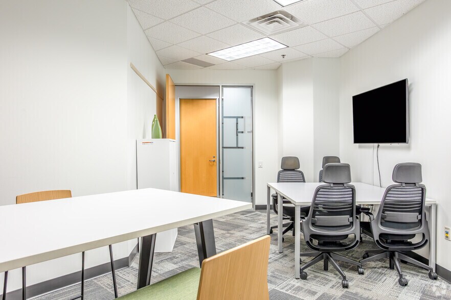 More Photos Of 4449 Easton Way, Columbus Coworking Space