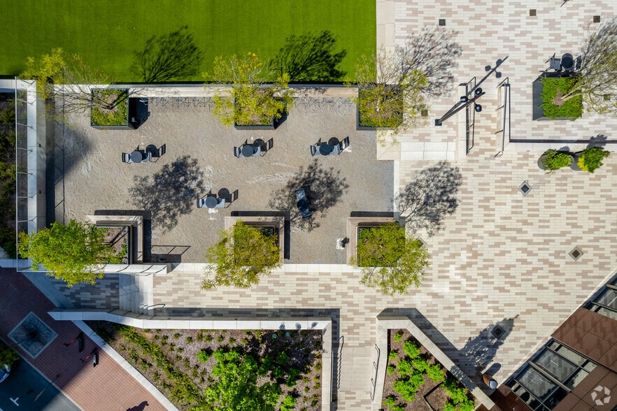 More Photos Of 333 Commerce St, Nashville Loft Creative Space For Lease