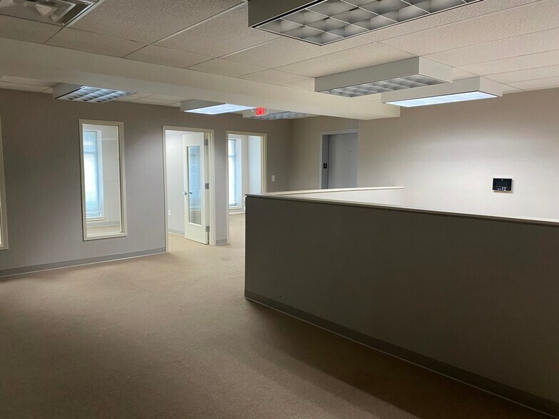 More Photos Of 239-241 N Broad St, Philadelphia Office For Sale