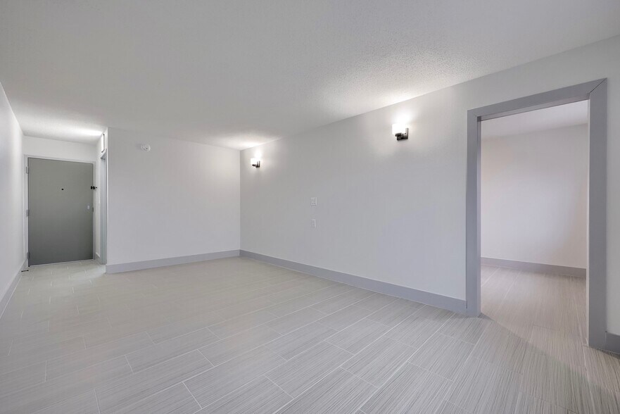 More Photos Of 2140 Lincoln Hwy E, Lancaster Hotel For Sale