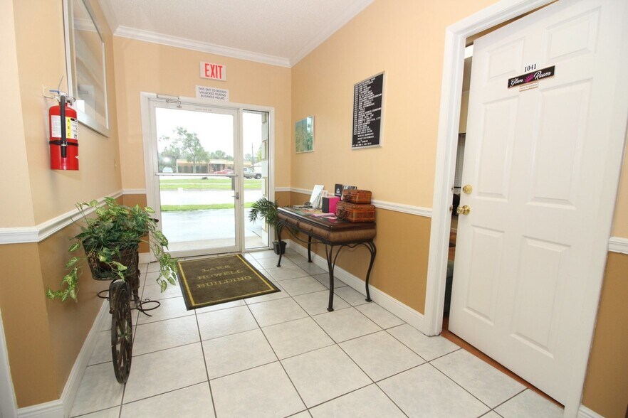 More Photos Of 407 Lake Howell Rd, Maitland Medical For Sale