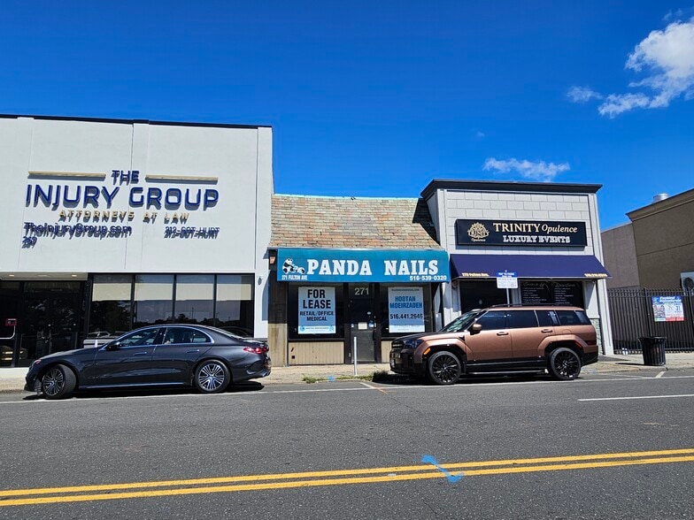 More Photos Of 271-273 Fulton Ave, Hempstead Restaurant For Lease