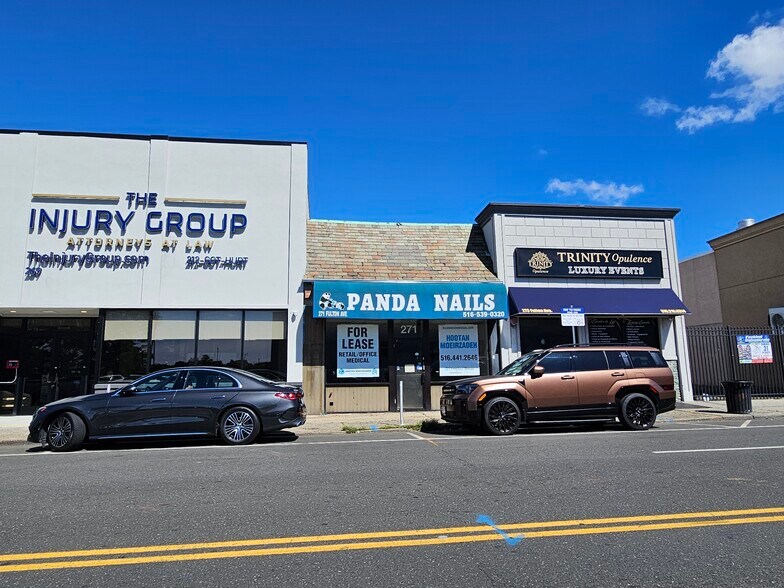 More Photos Of 271-273 Fulton Ave, Hempstead Restaurant For Lease