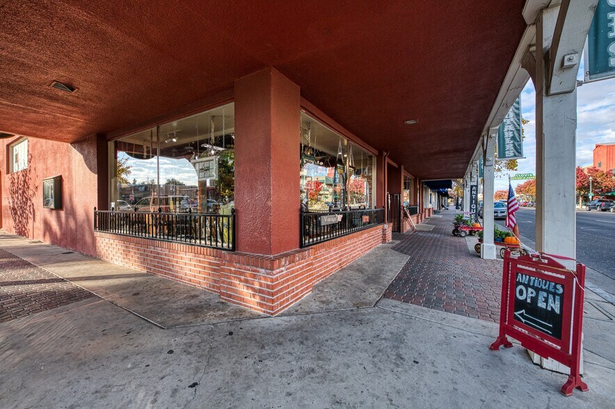 More Photos Of 456 Clovis Ave, Clovis Unknown For Lease