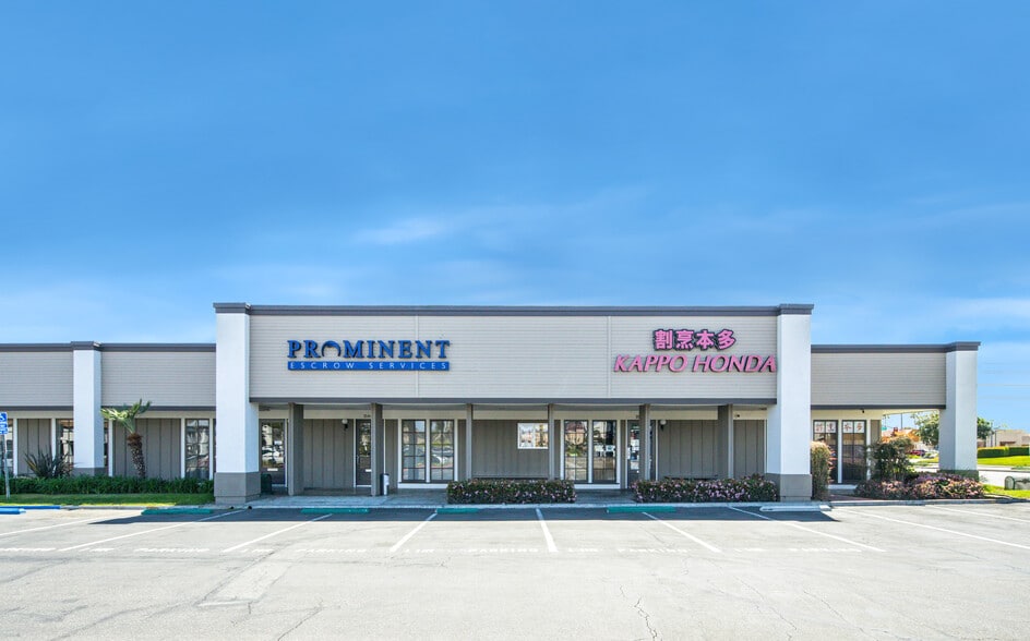 More Photos Of 18380-18450 Brookhurst St, Fountain Valley Storefront Retail Office For Sale