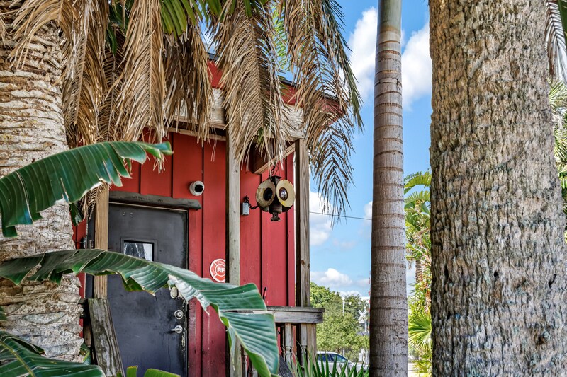 More Photos Of 5390 US 1, Grant-Valkaria Lodge Meeting Hall For Sale