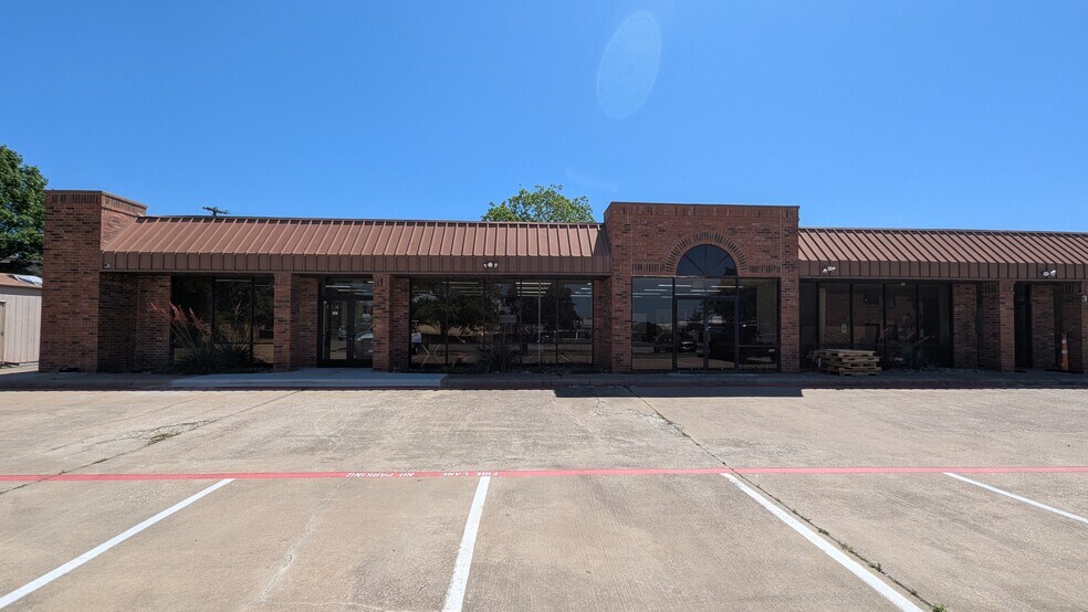 More Photos Of 315 Harwood Rd, Bedford Loft Creative Space For Lease