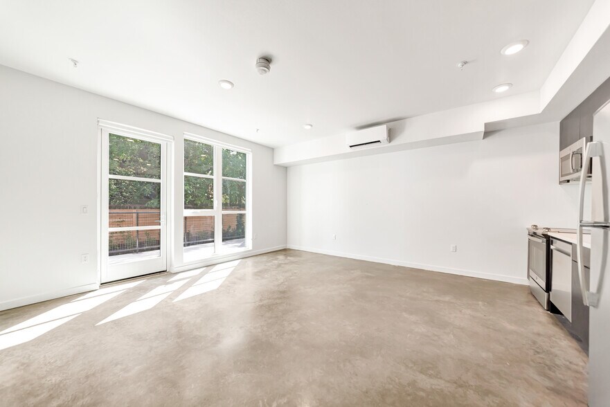 More Photos Of 4750 N Albina Ave, Portland Apartments For Sale