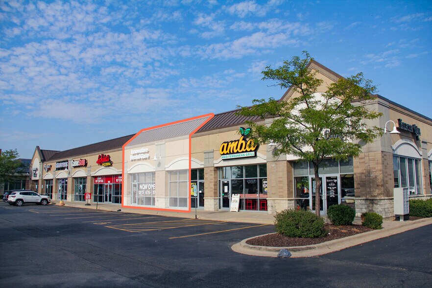 More Photos Of 1520-1538 Route 59, Joliet Unknown For Lease