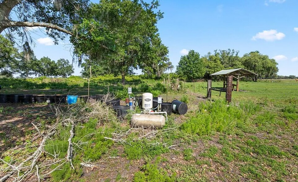 More Photos Of 101 SE 51st Lane, Center Hill Land For Sale