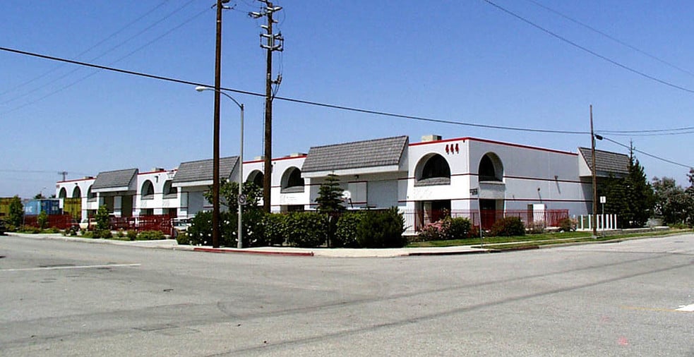 More Photos Of 444 Quay Ave, Wilmington Manufacturing For Lease